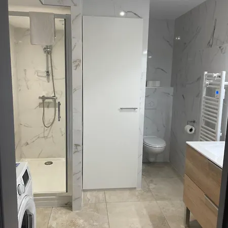 דירה Plumes אלבי